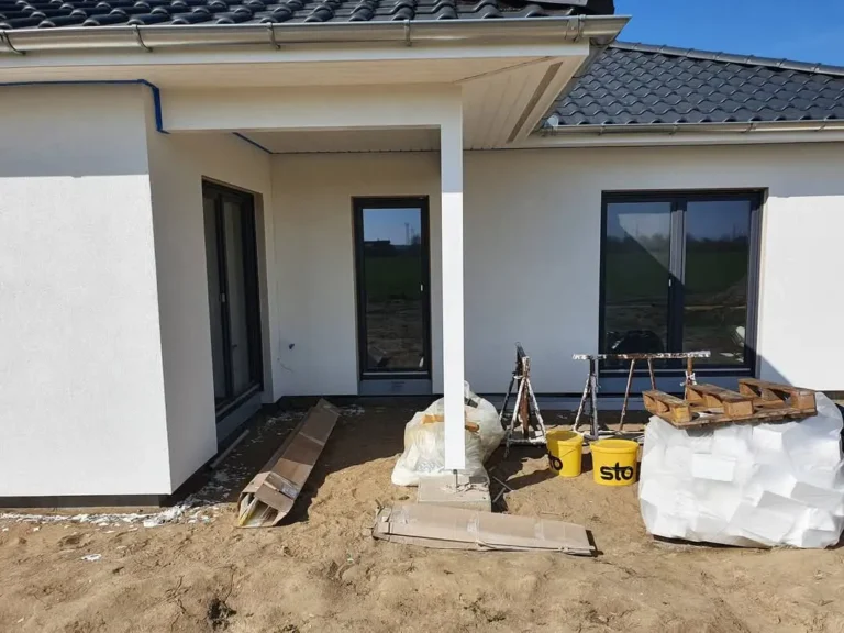 Prizemna montažna kuća od 160 m² u Banja Luci s modernim crijepom