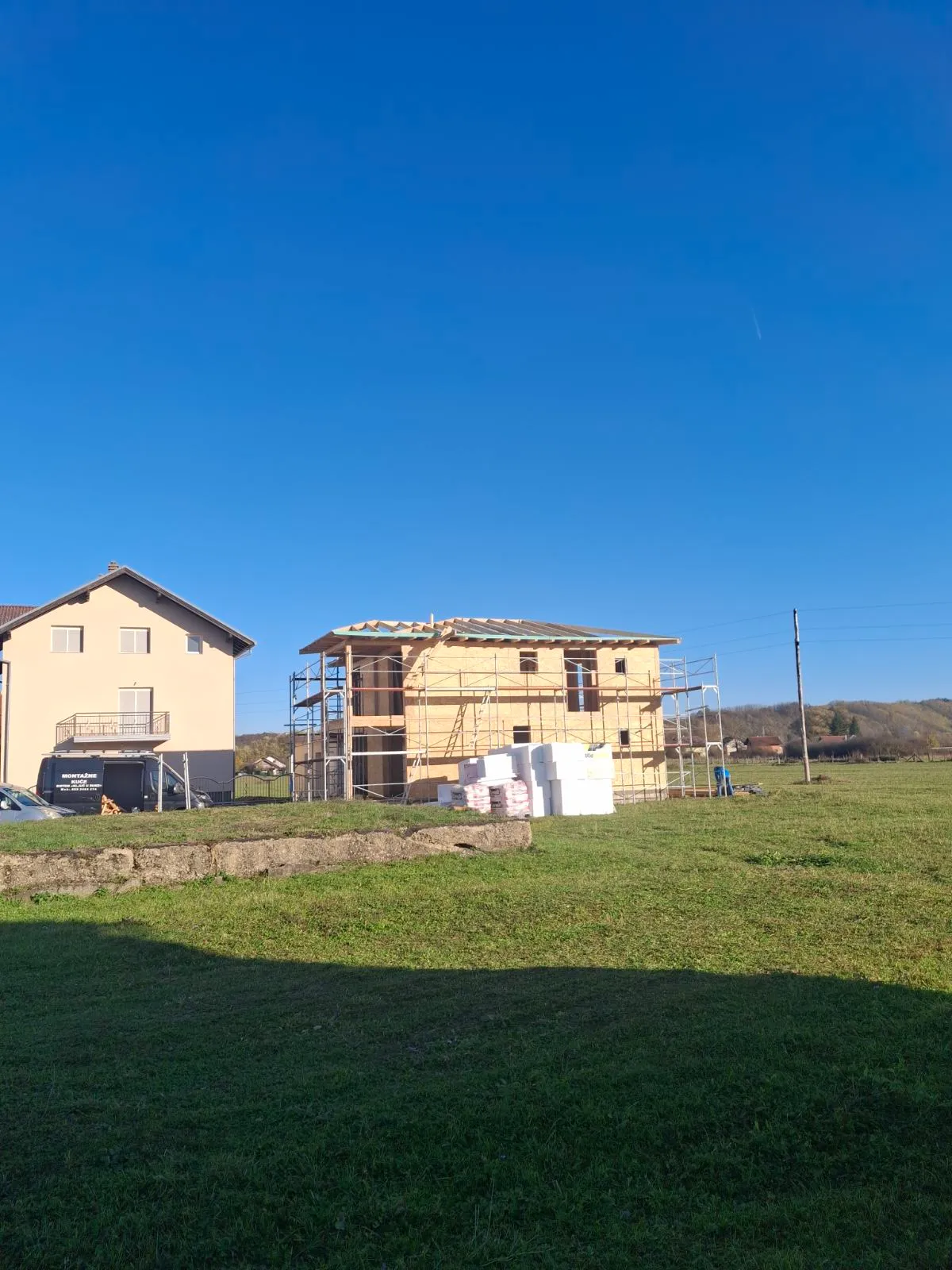 sklapanje montazne kuce i priprema na vanjskom dijelu za fasadu